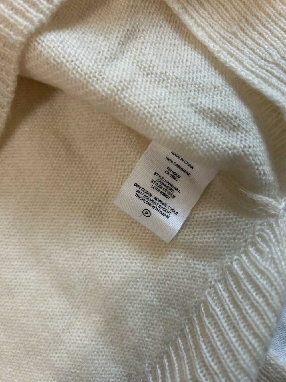 Theory Karenia L Cashmere Ivory Cream Lightweight Crewneck Sweater - Women - Picture 4 of 6